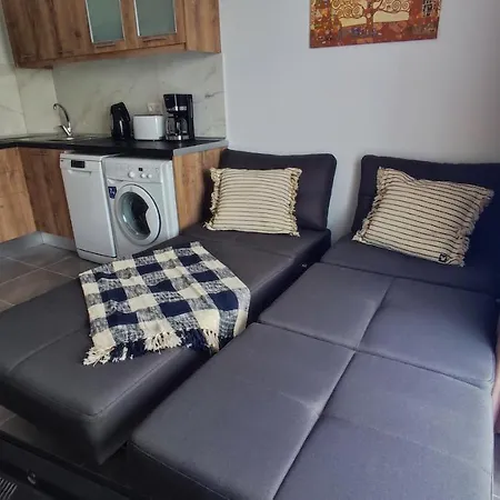 Amaryllis Палеокастрица