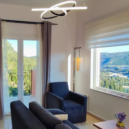 Amaryllis Палеокастрица