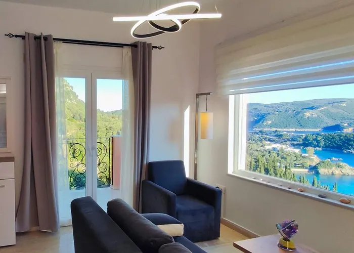 Amaryllis Палеокастрица